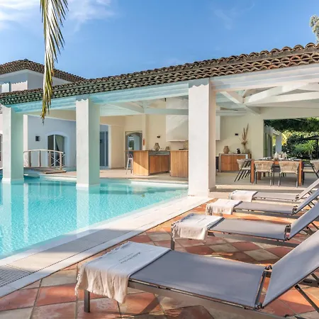Les Maisons Du Sud Aparthotel 3*
